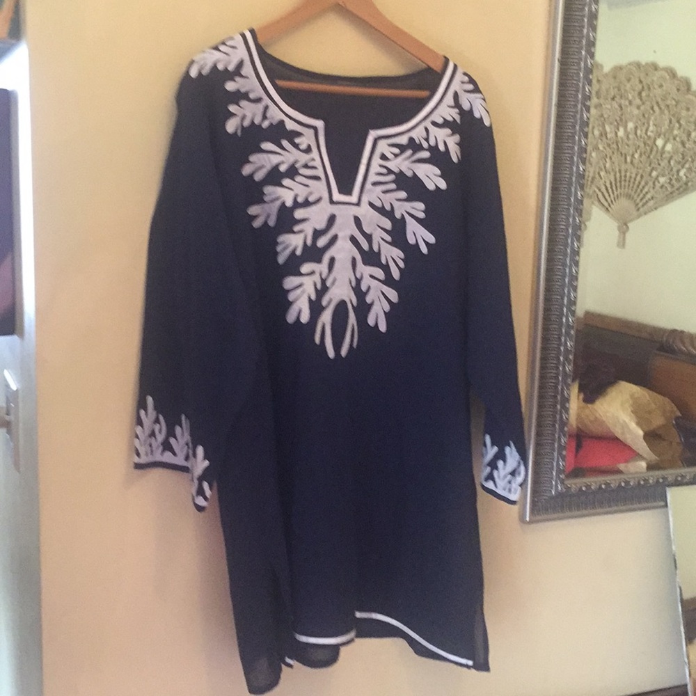 Navy and white tunic/cover cotton blend xl